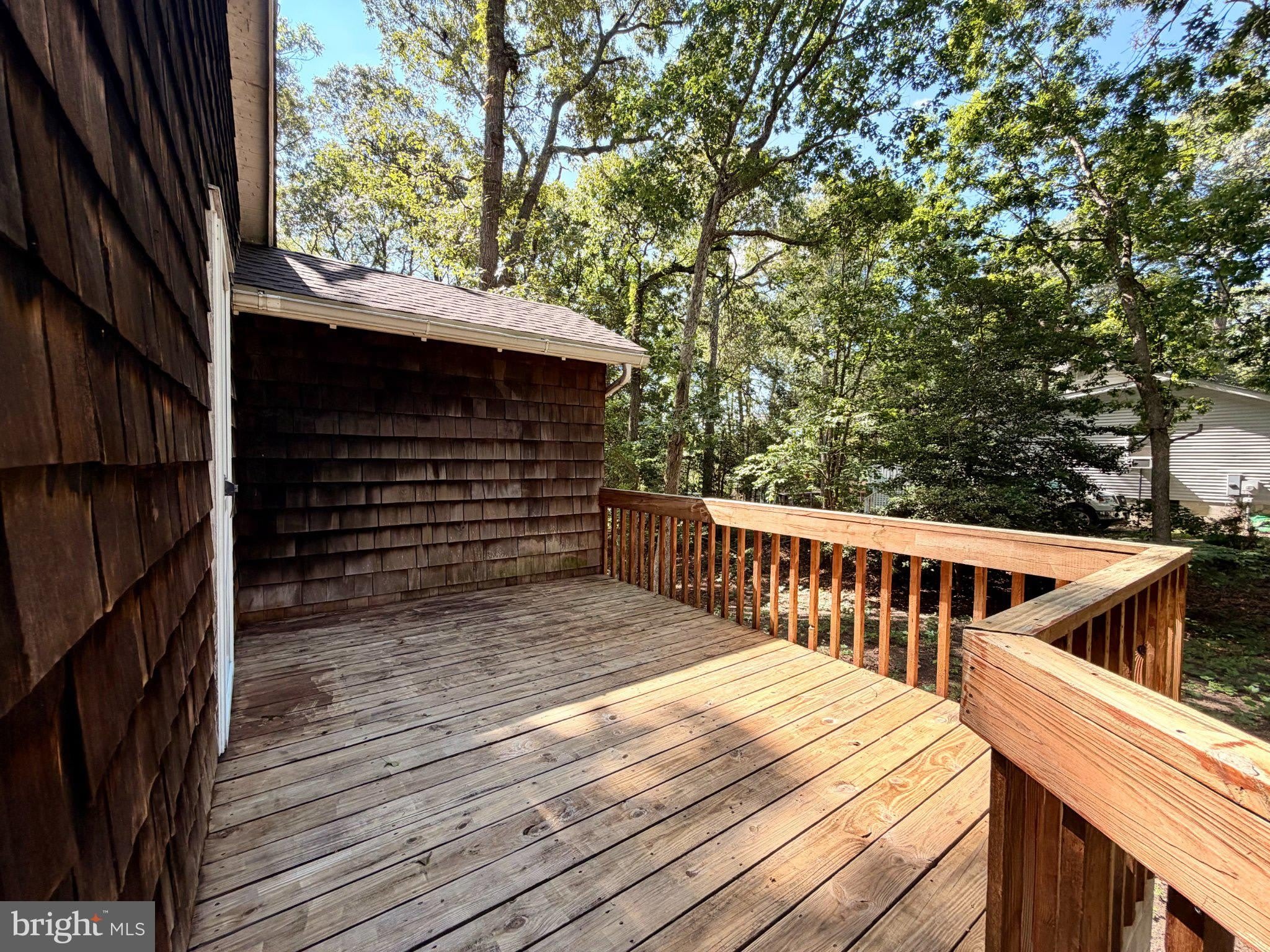18587 SYLVAN DR – photo 3