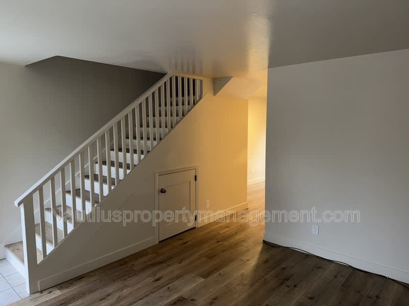 3387 Mission Drive – photo 2