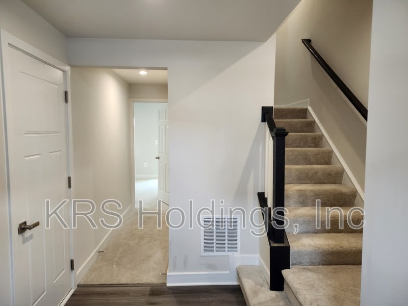 4527 Fountainbridge Ct – photo 4