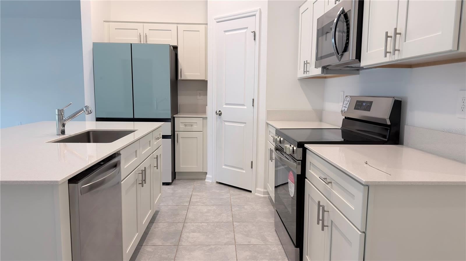 1129 Deepwater Circle – photo 5