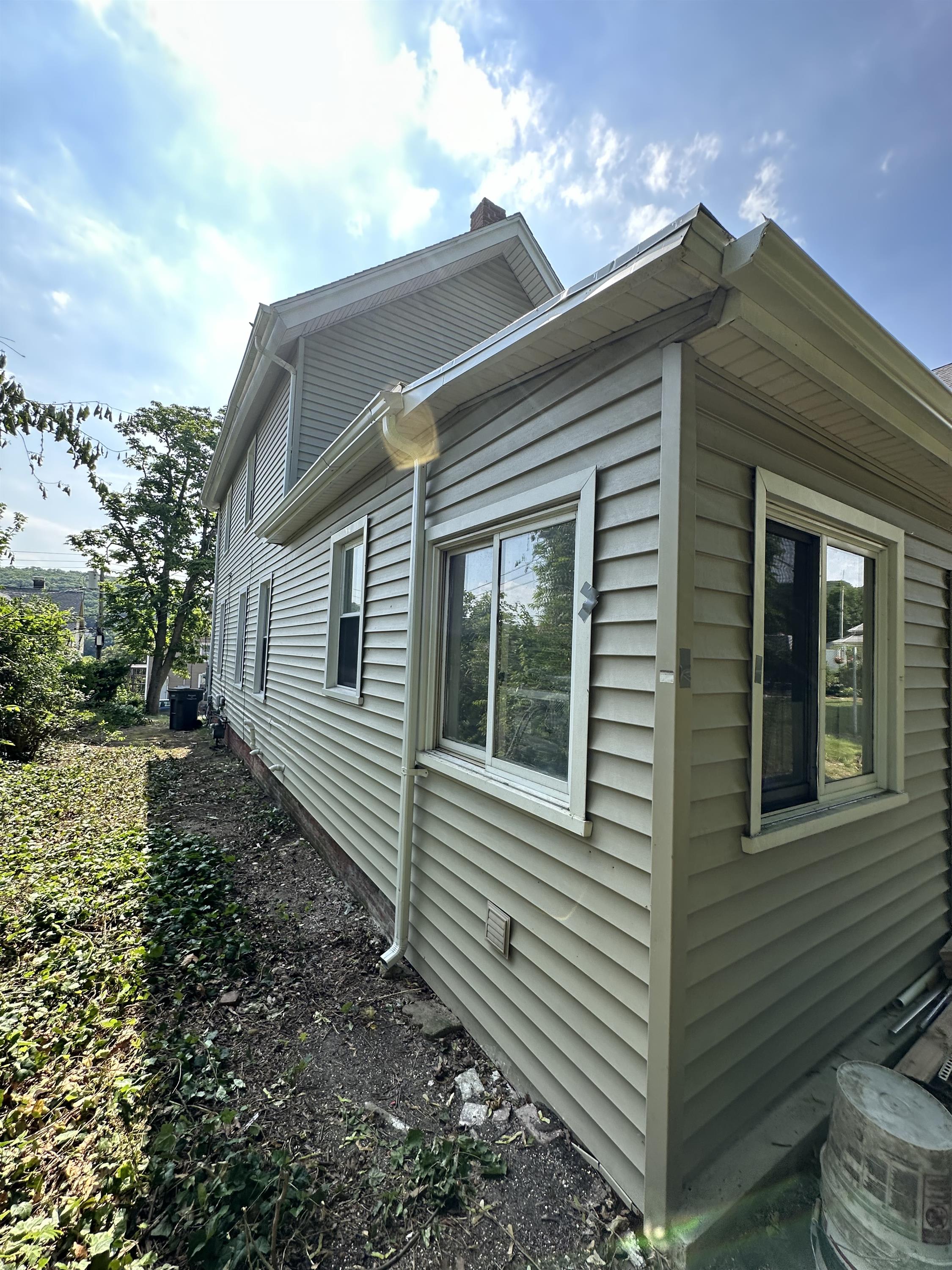 153 Ward Street – photo 3