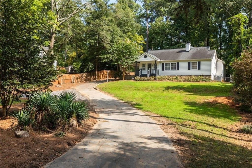 1311 Roxboro Drive – photo 3