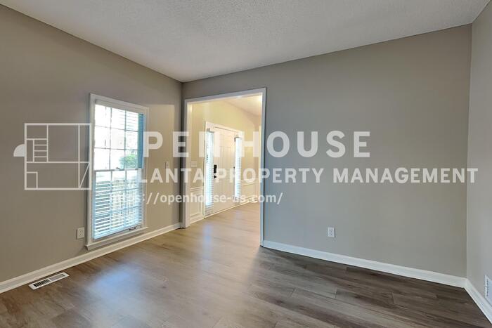 215 Boca Ciega Court – photo 5