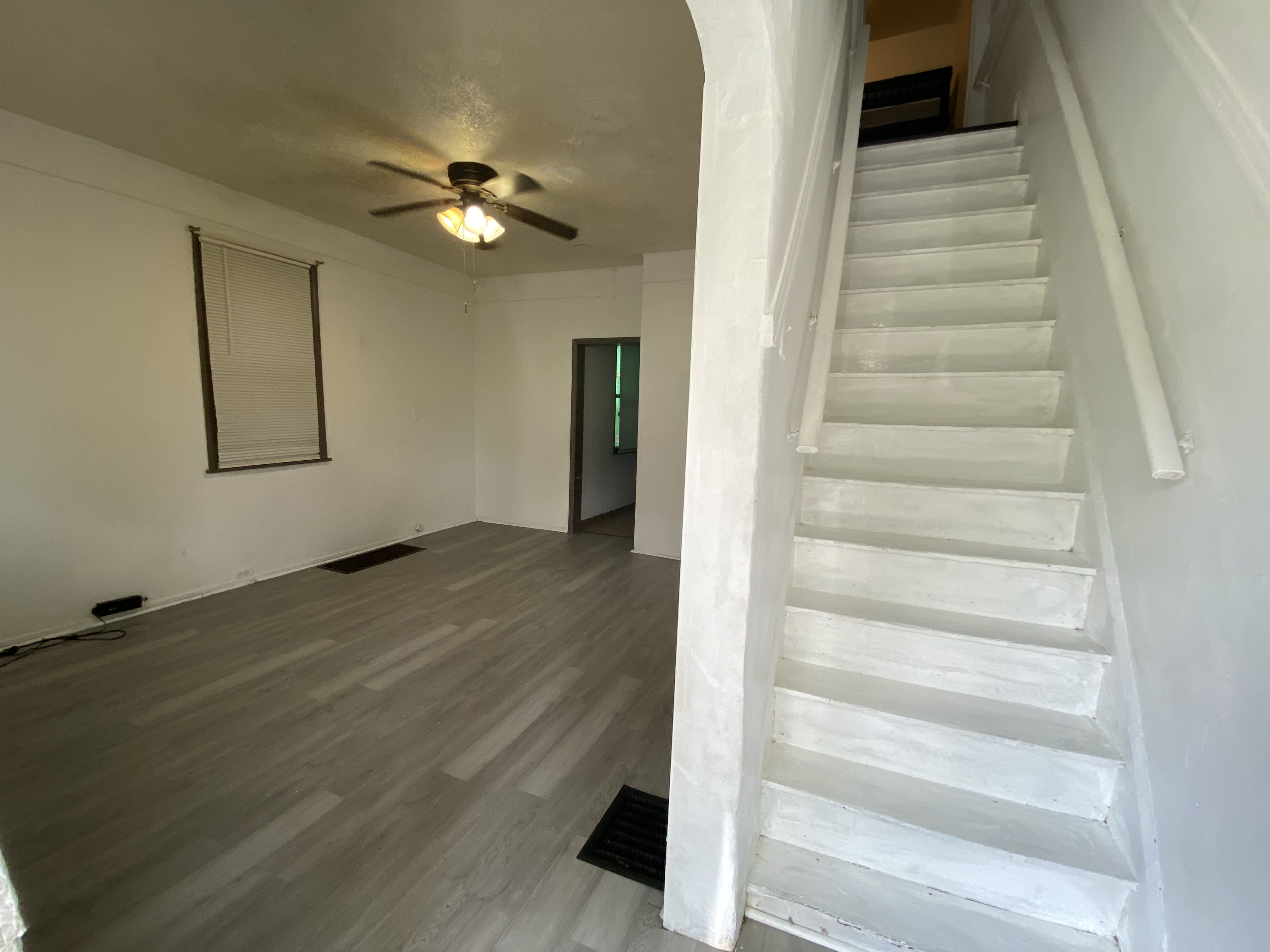 901 Chartiers Ave – photo 4