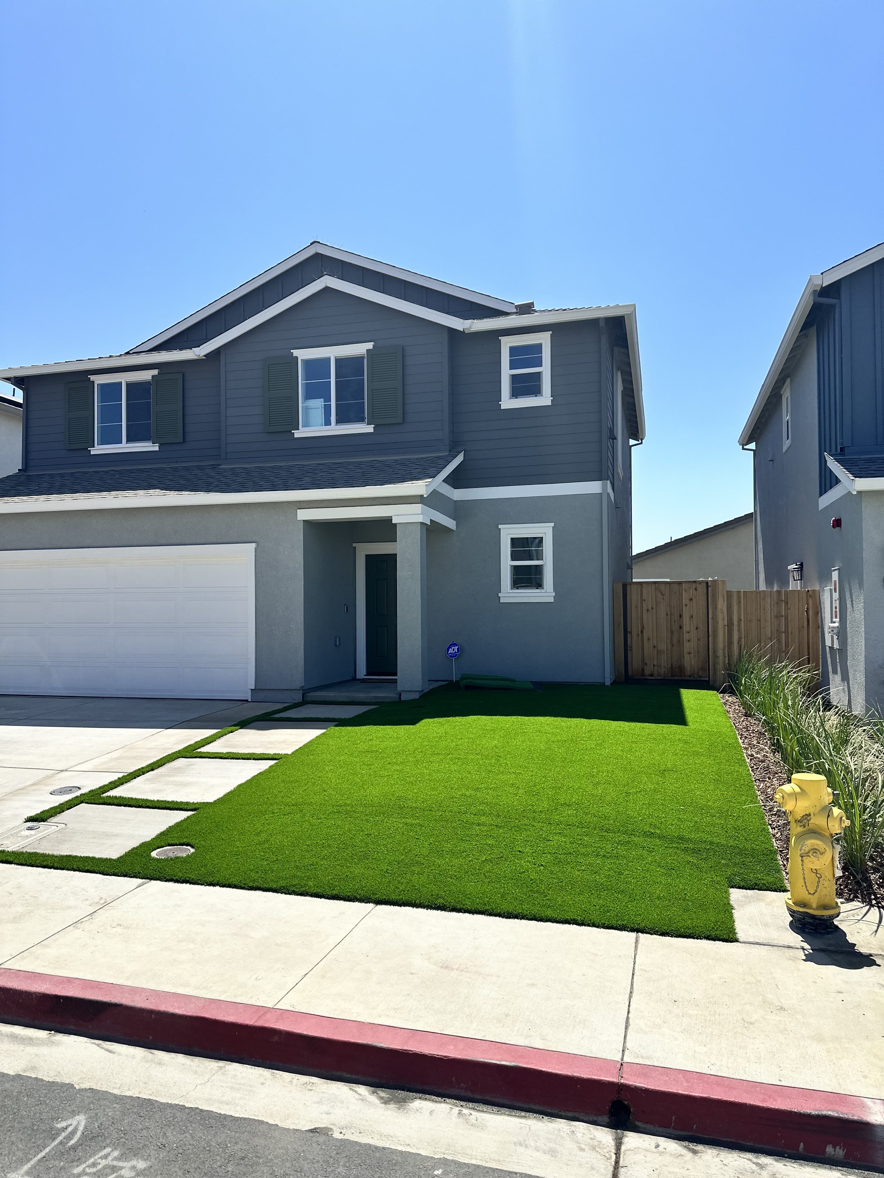 175 Frontier St – photo 3