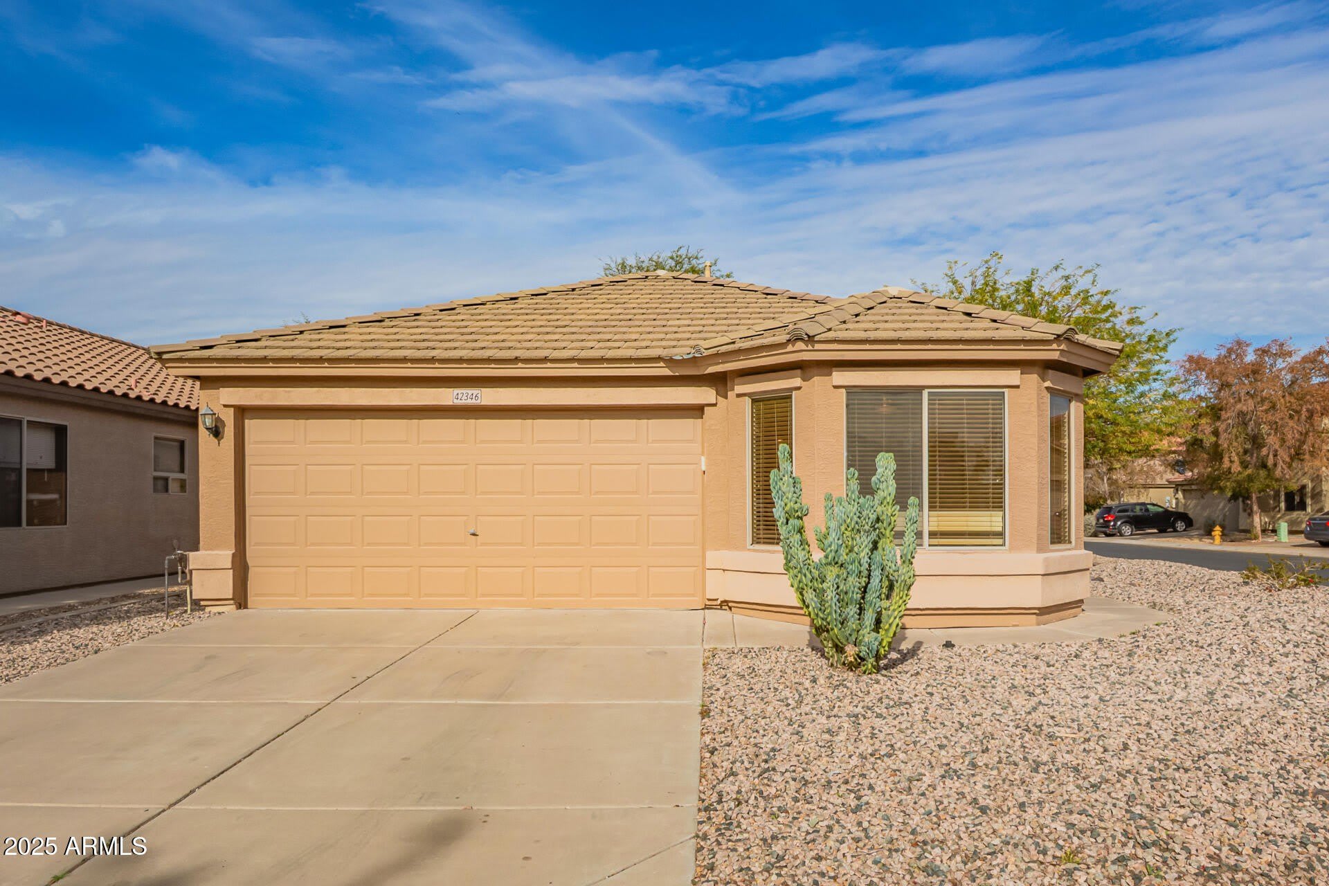 42346 W SUNLAND Drive – photo 2