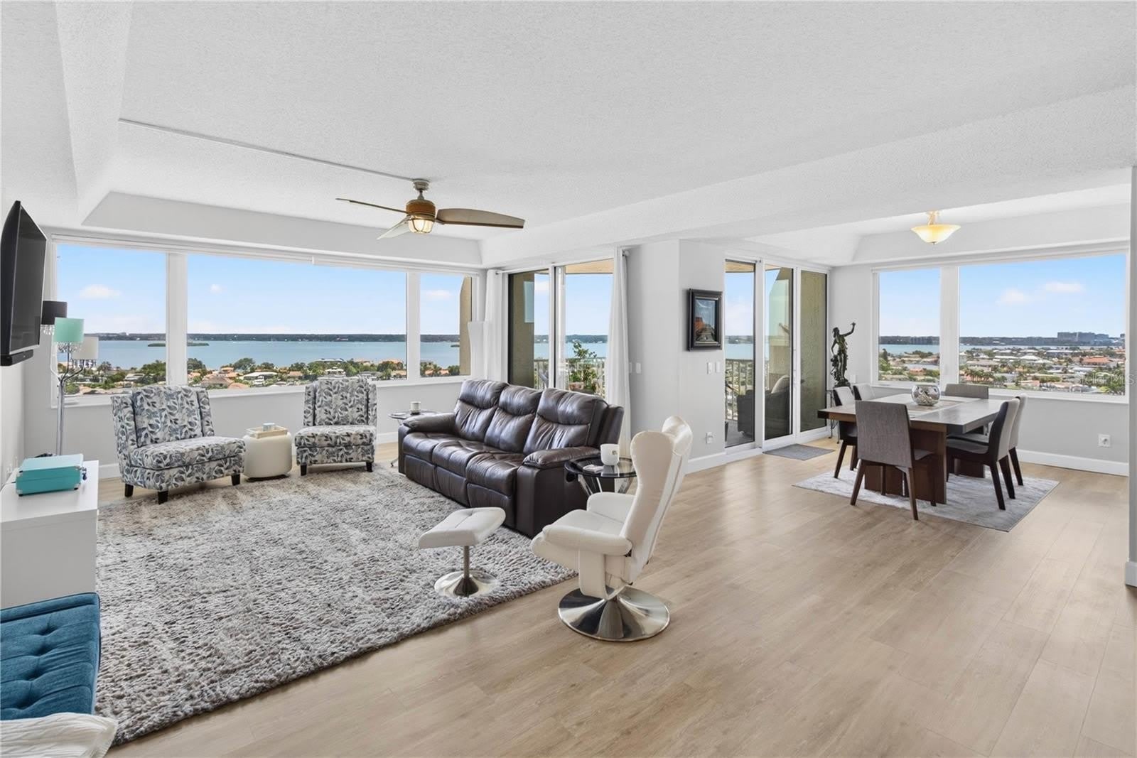 736 ISLAND Way – photo 3