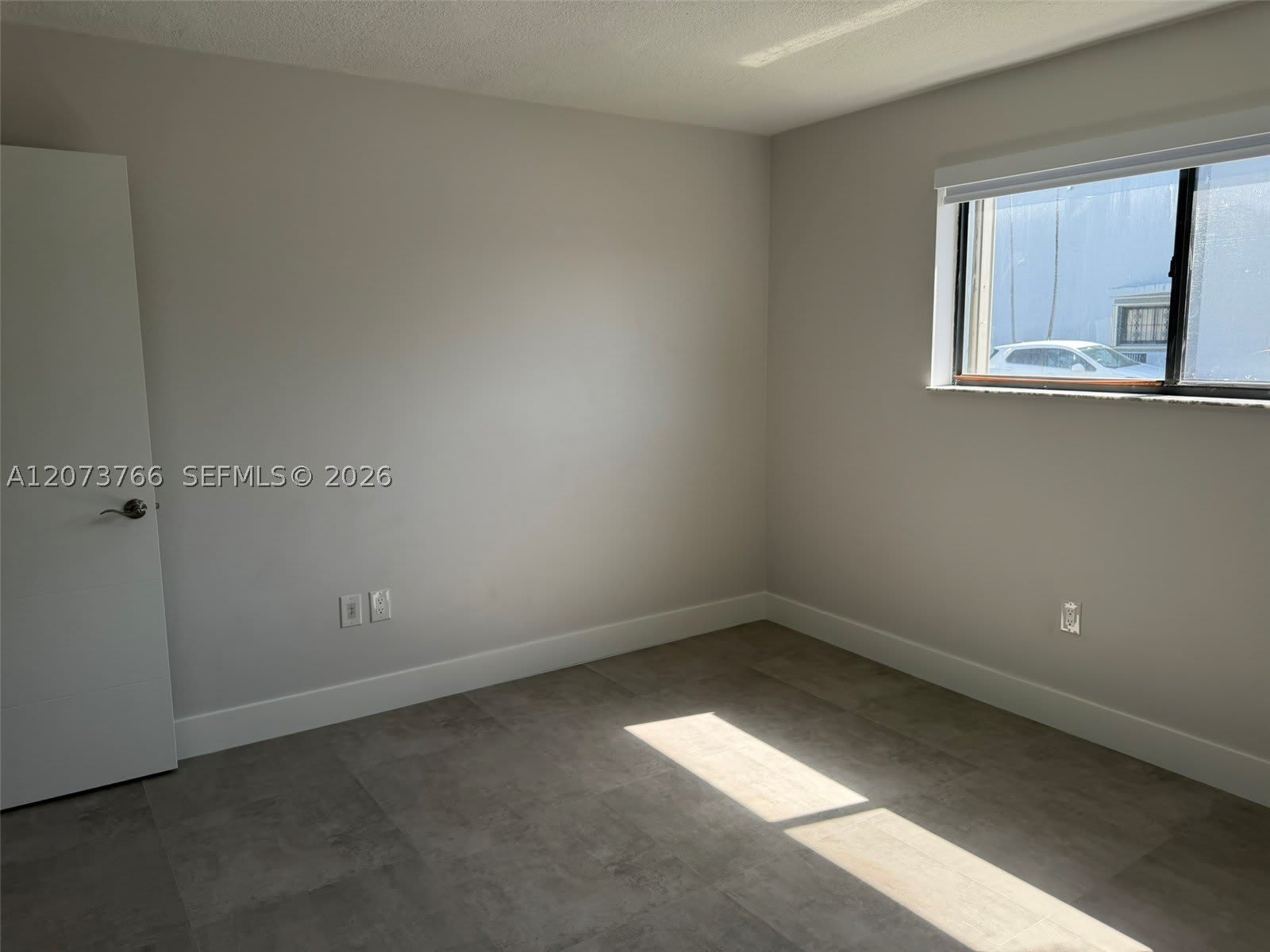 1360 W 41st St – photo 4