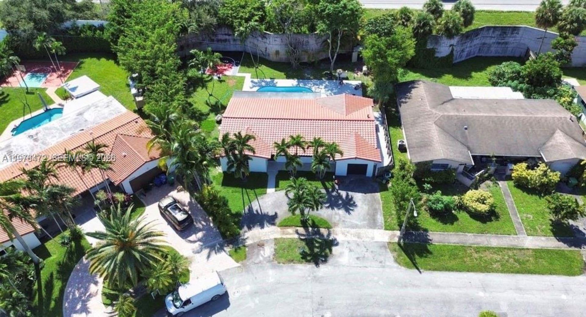 21020 NE 18th Court, Miami, FL 33179 – photo 2