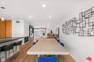 310 West Washington Boulevard – photo 5