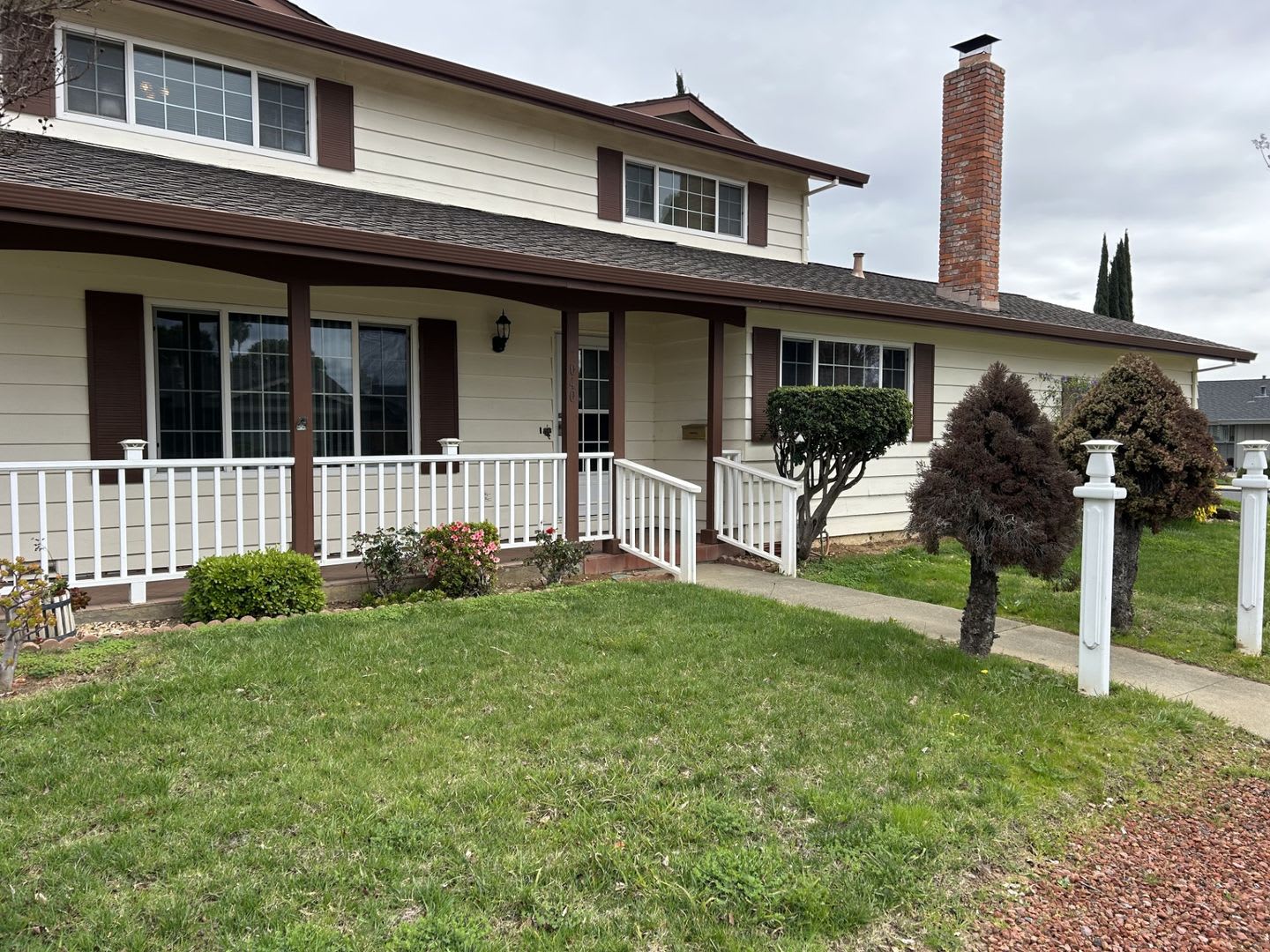 Beautiful 4 Bedroom 3 Bath Home – photo 1