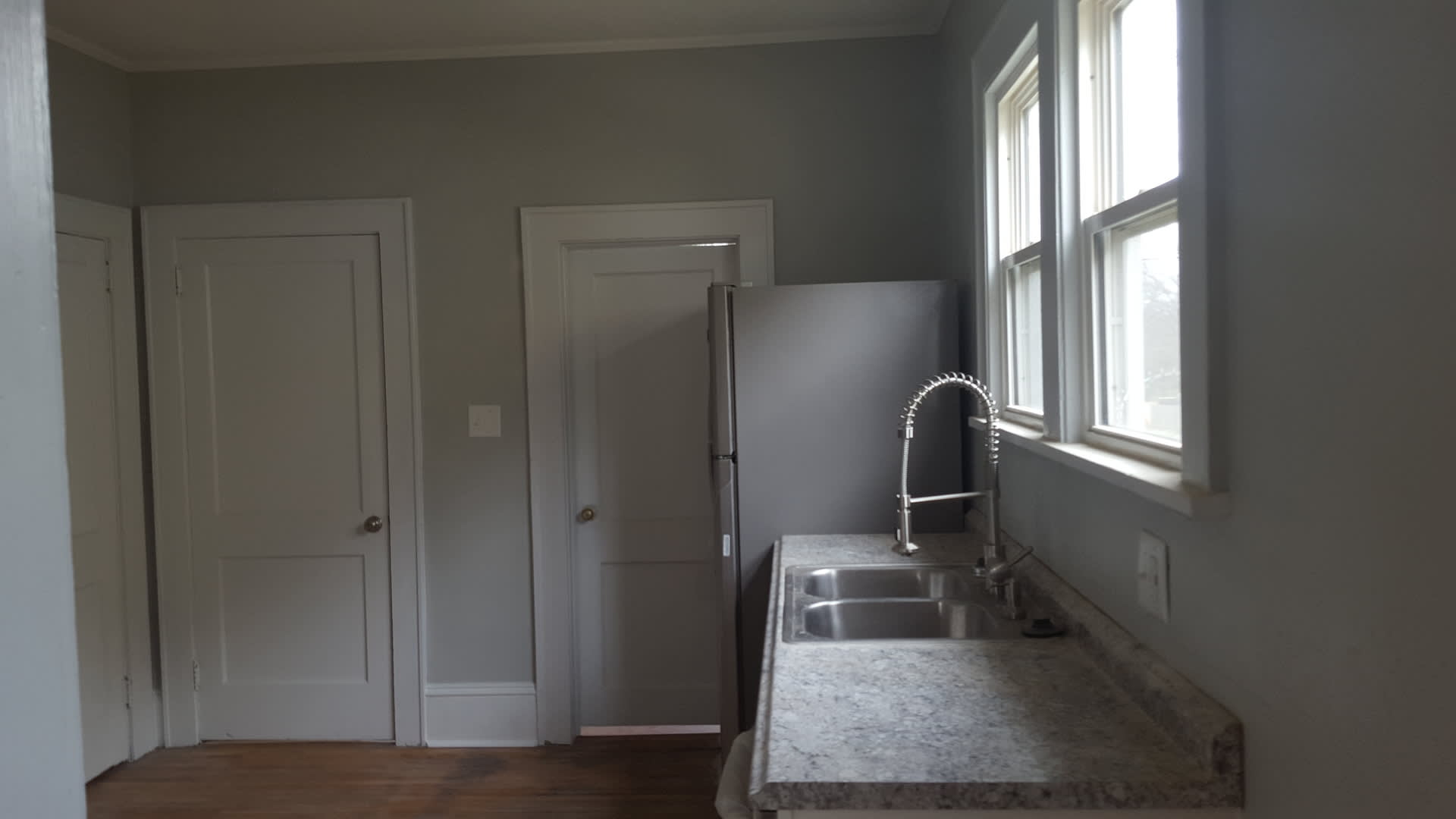 4 Bedroom in Wesley Heights – photo 5