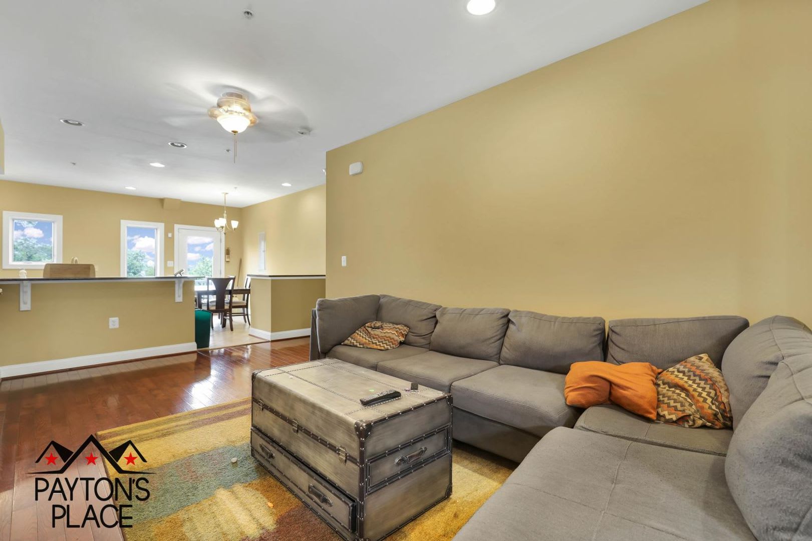 Townhome Style Condo with Parking – photo 4