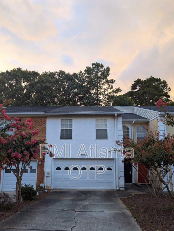 1782 Millview Dr – photo 2