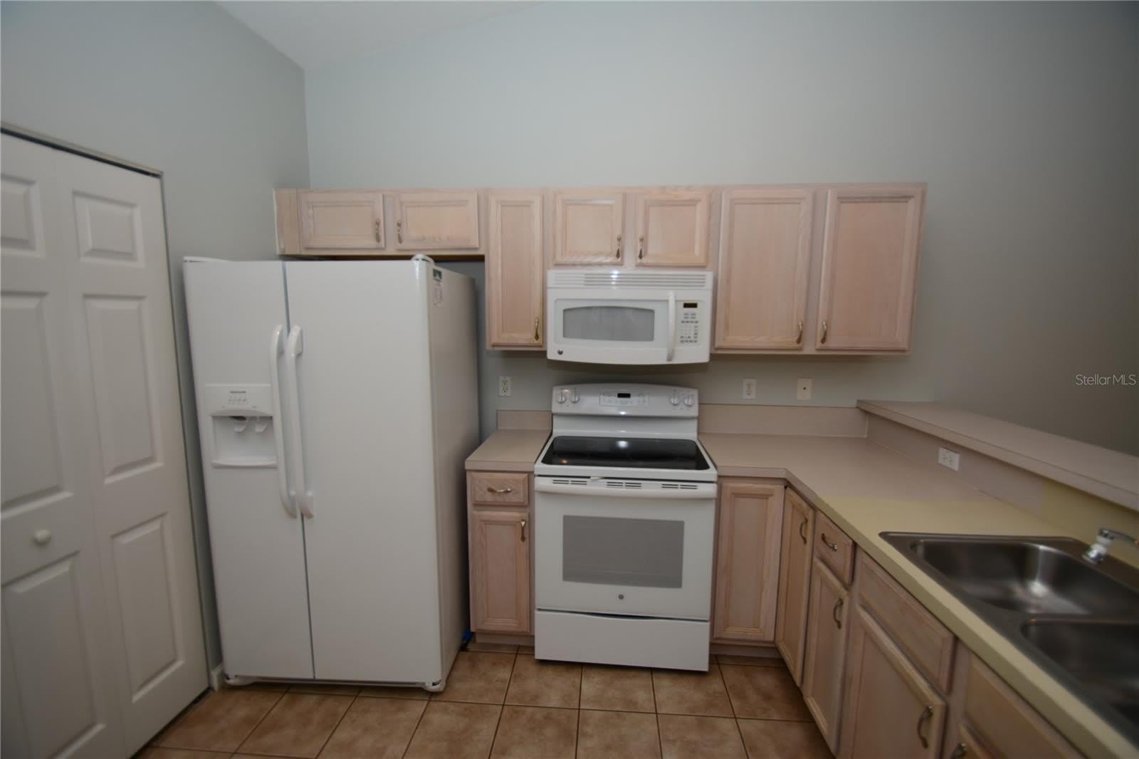 37 ETON Lane – photo 5