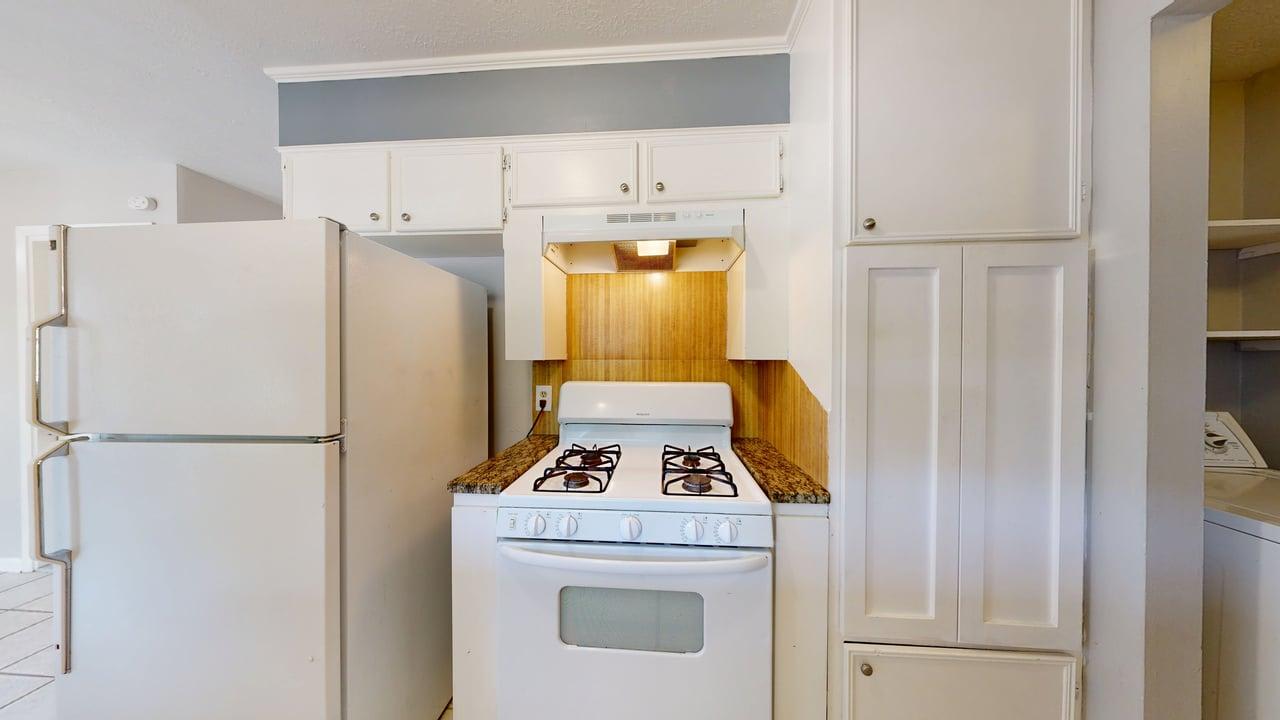 1107 Braeswood Dr – photo 5