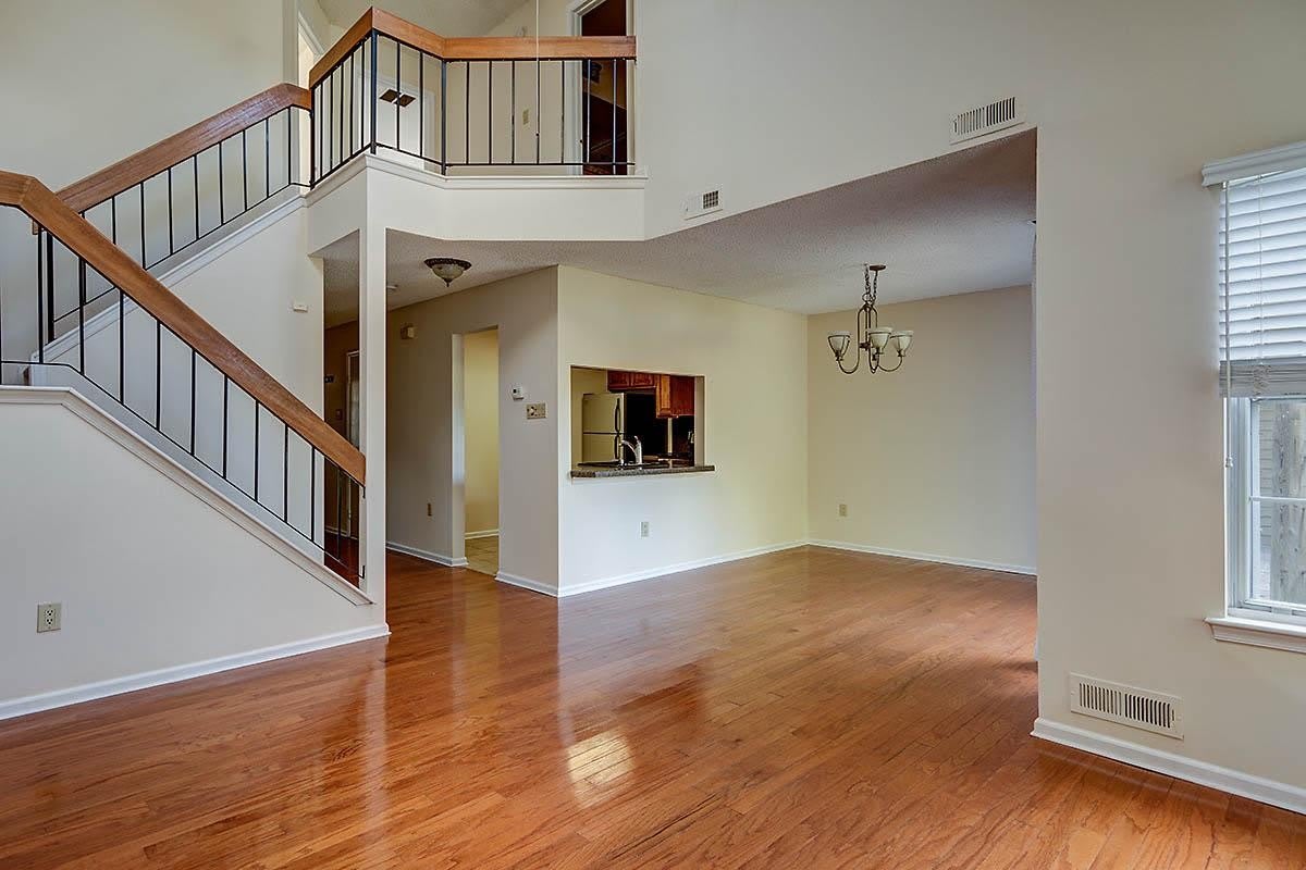21 CLAVER HILL Way – photo 5