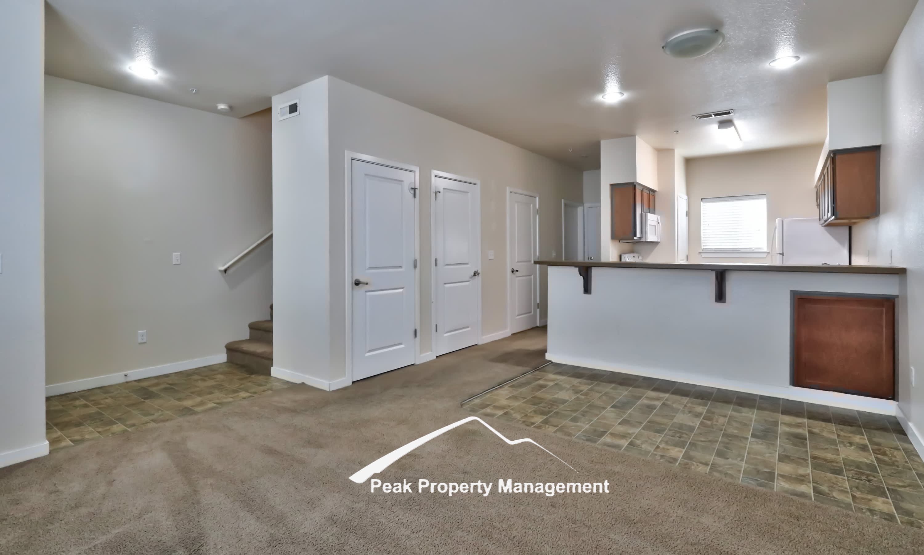 427 1st Ave N, 107 – photo 2