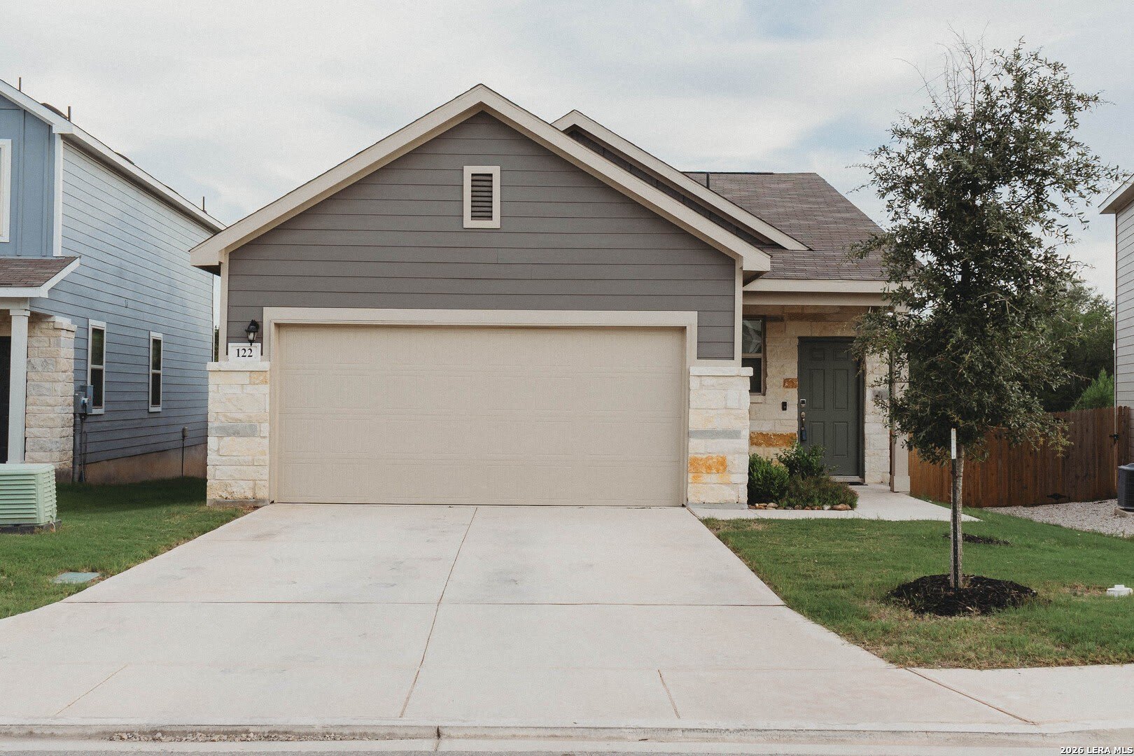 122 Canopy Oak Rd – photo 1