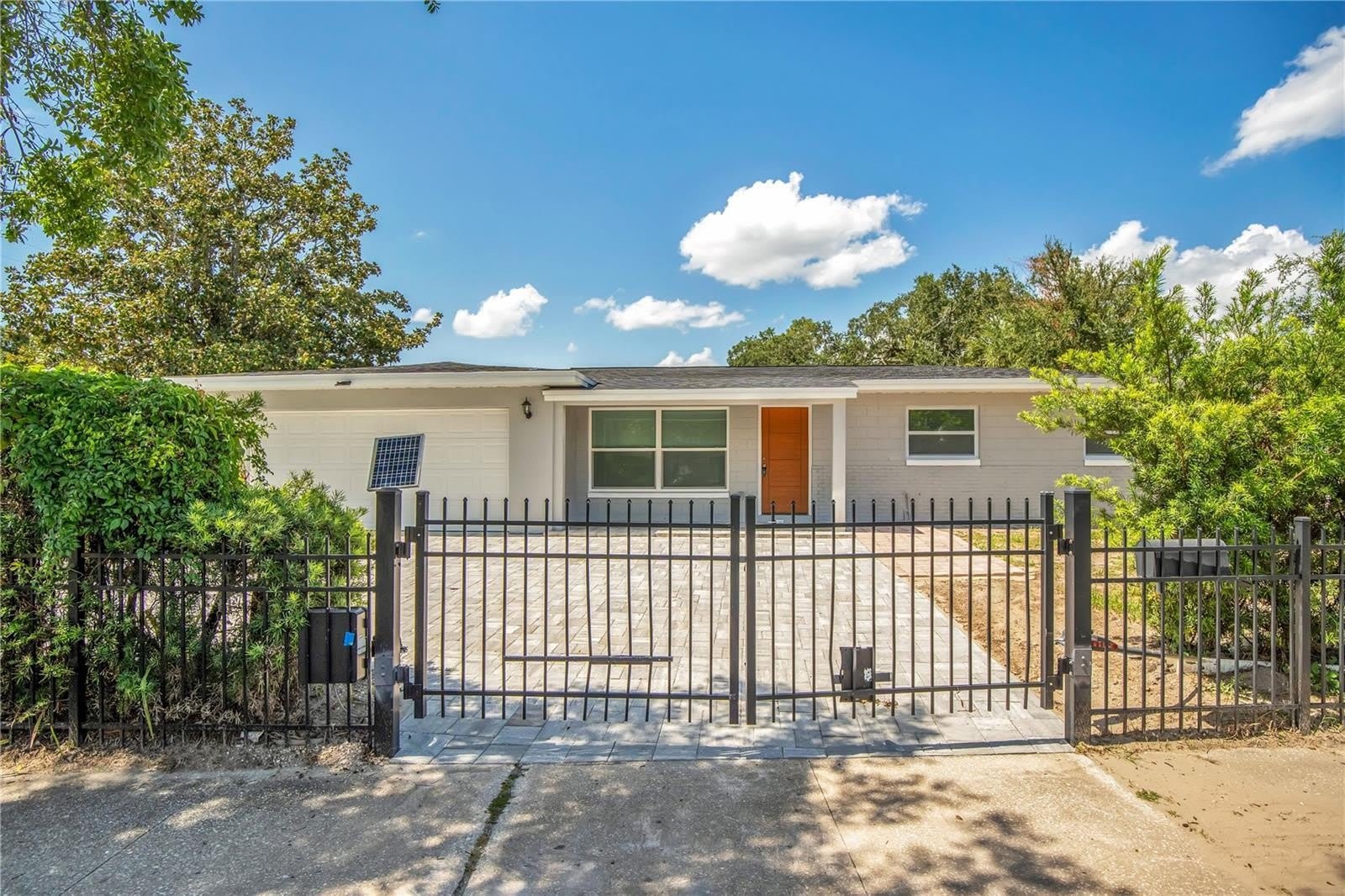 2419 ORANGE CENTER Boulevard – photo 3