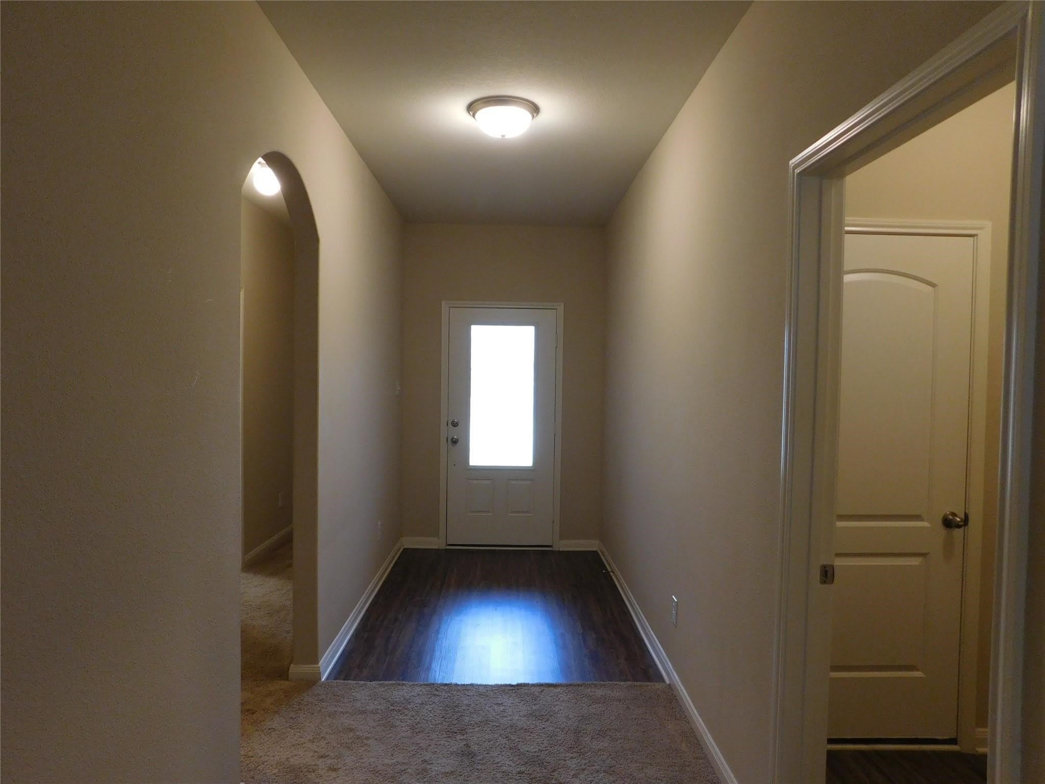 304 Aaron Street – photo 4