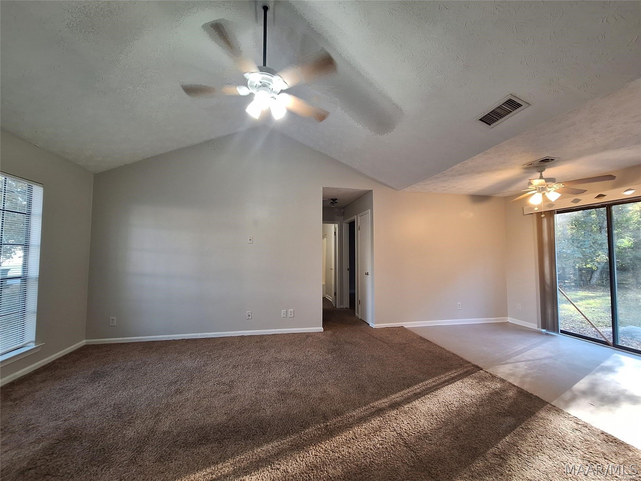 1377 DUNBARTON Road – photo 5