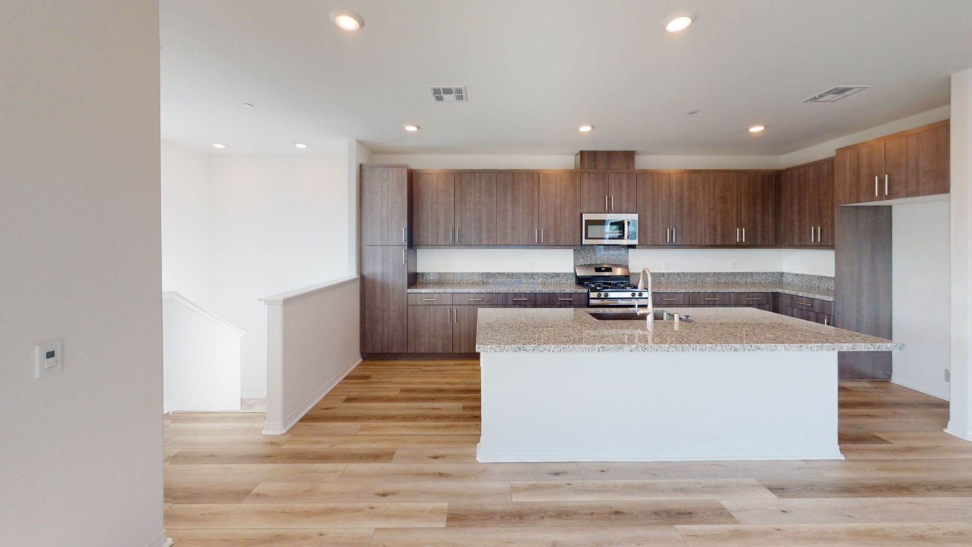 Available! 15166 Horizon St Unit 1, Fontana – photo 3