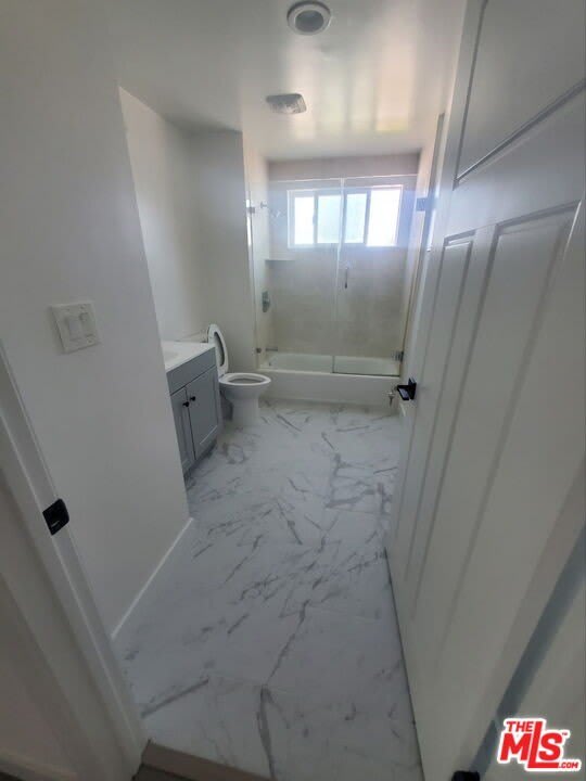 1029 S Hobart Blvd – photo 3