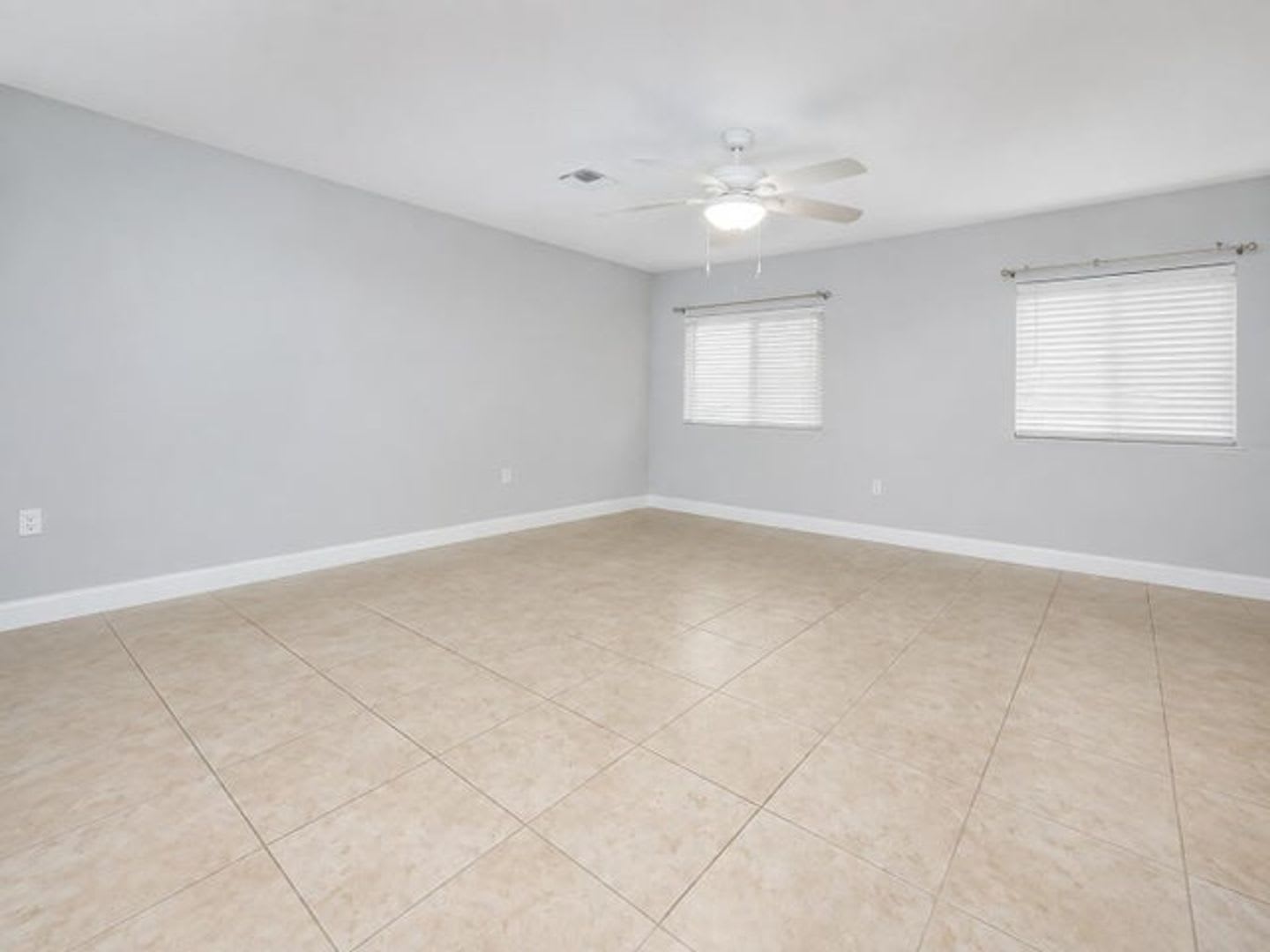1223 W 27th Street, Riviera Beach, FL 33404 – photo 3