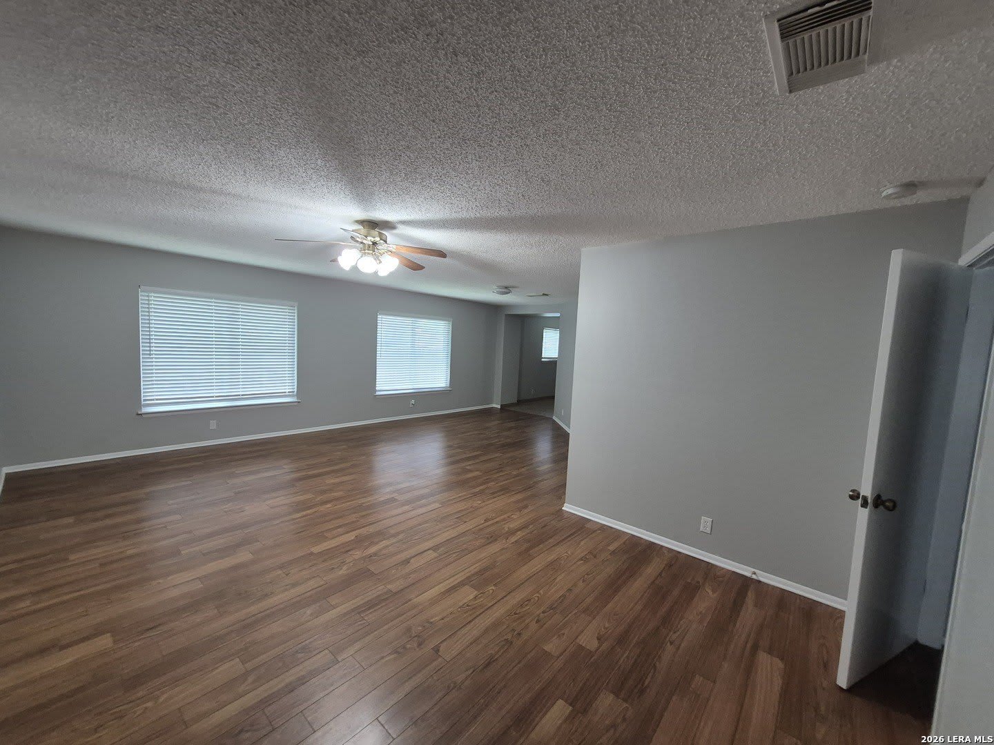 8243 Brisbane – photo 2