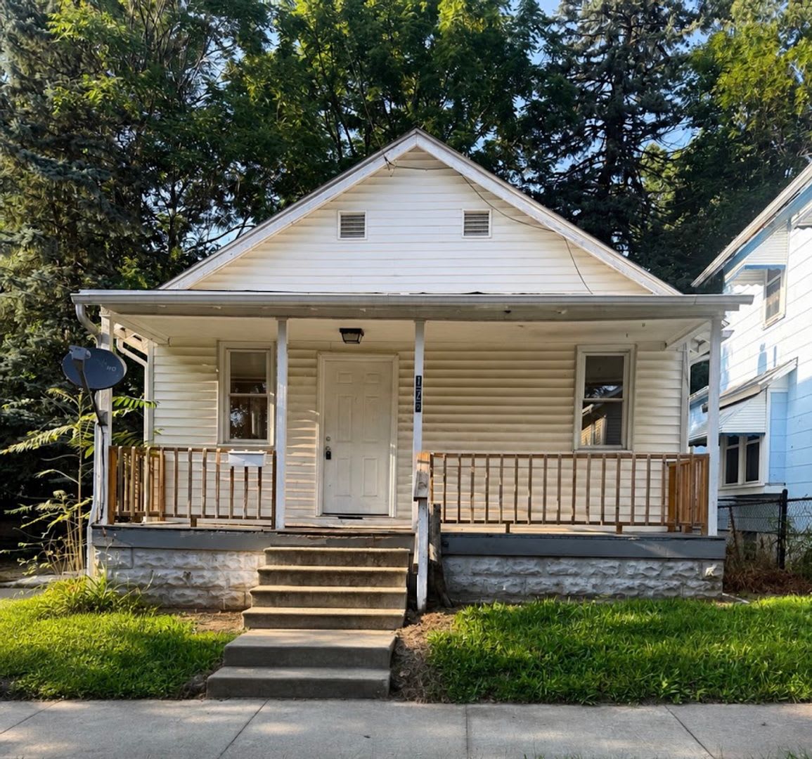 2 Bedroom 1 Bathroom Home For Rent – photo 1
