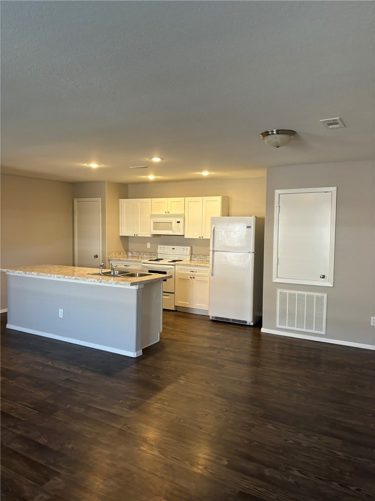 227 E Anabranch Court – photo 3