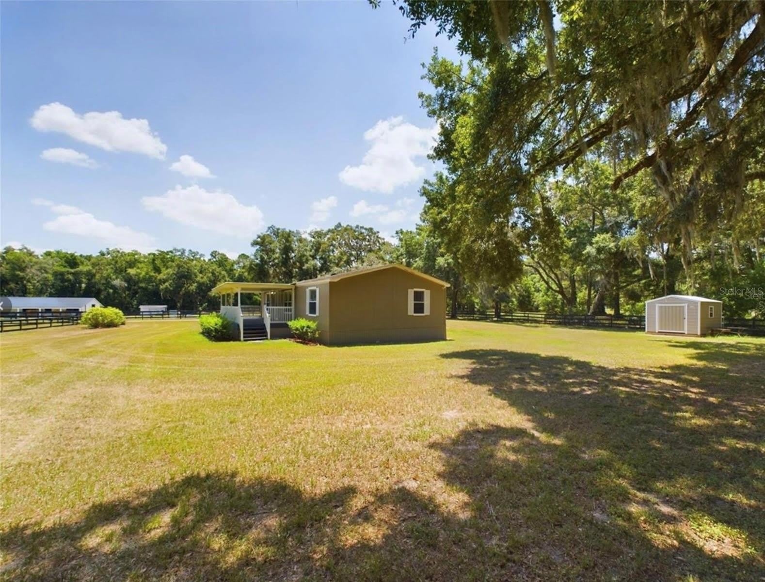 12250 NW 7TH Place – photo 3