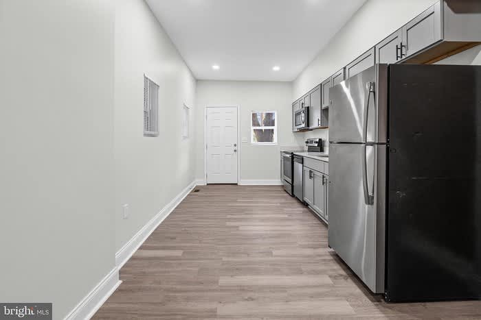 900 Bennett Place – photo 3