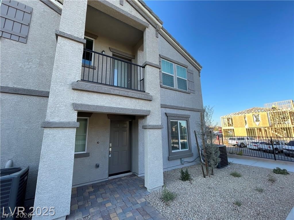 645 Bellus Place – photo 2