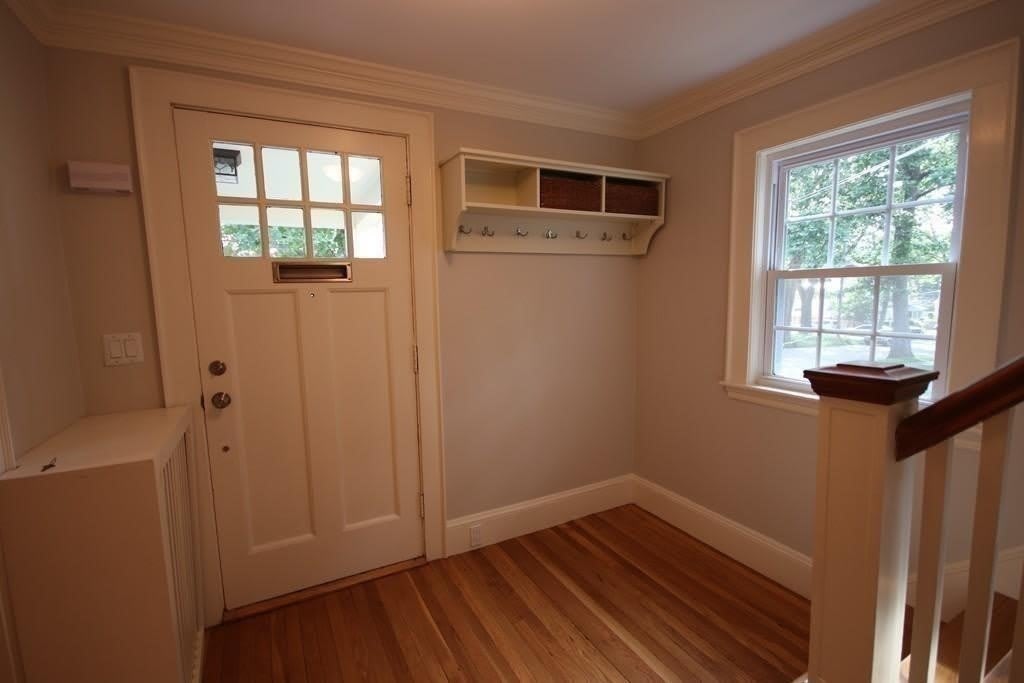30 Farmcrest Ave – photo 3
