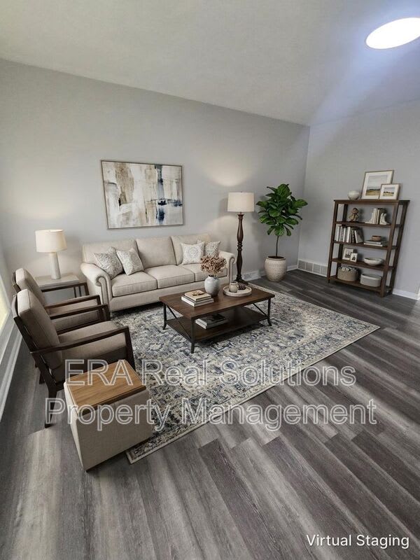 852 S. Roys Ave – photo 2