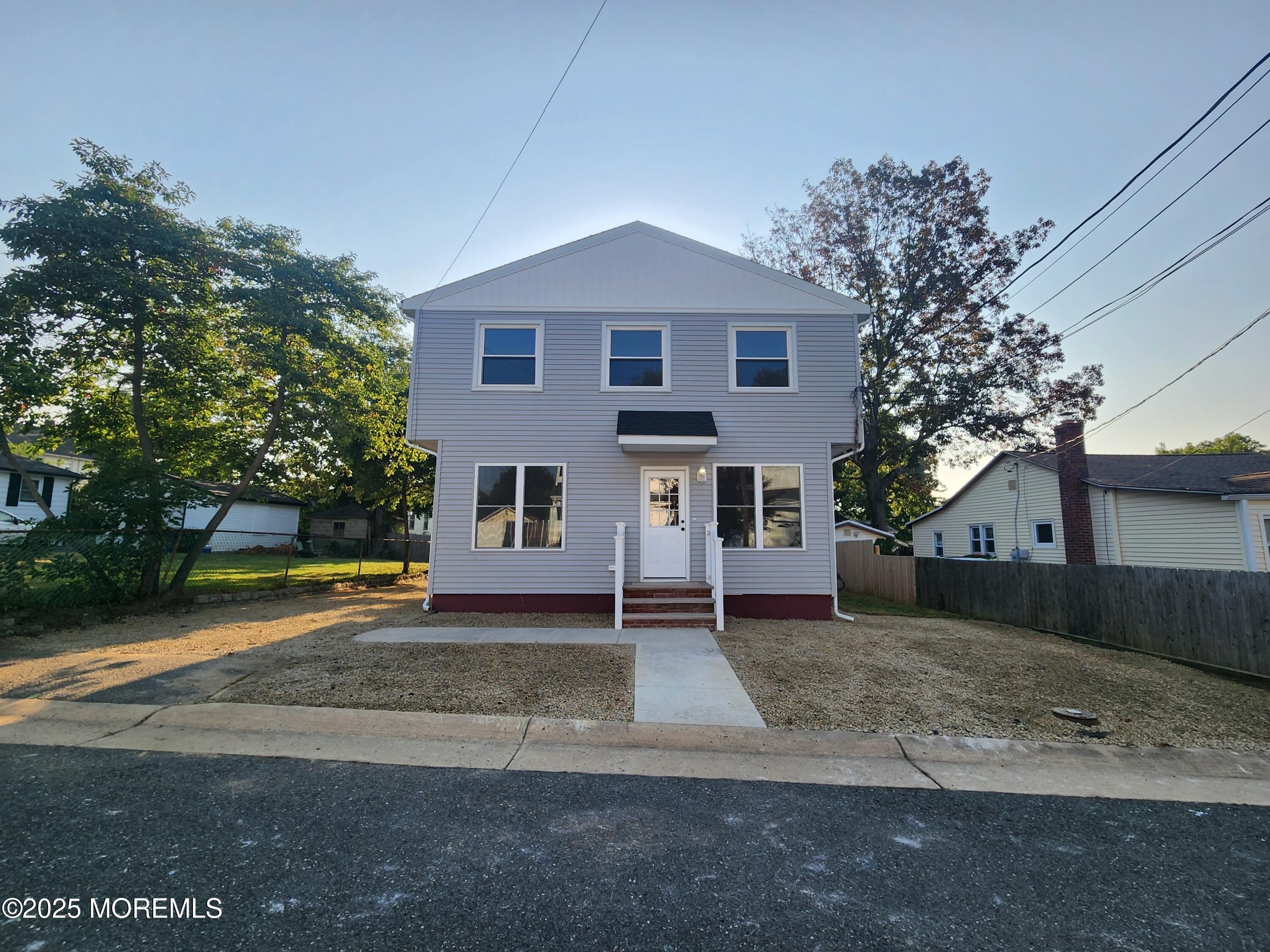 158 Mabel Avenue – photo 2