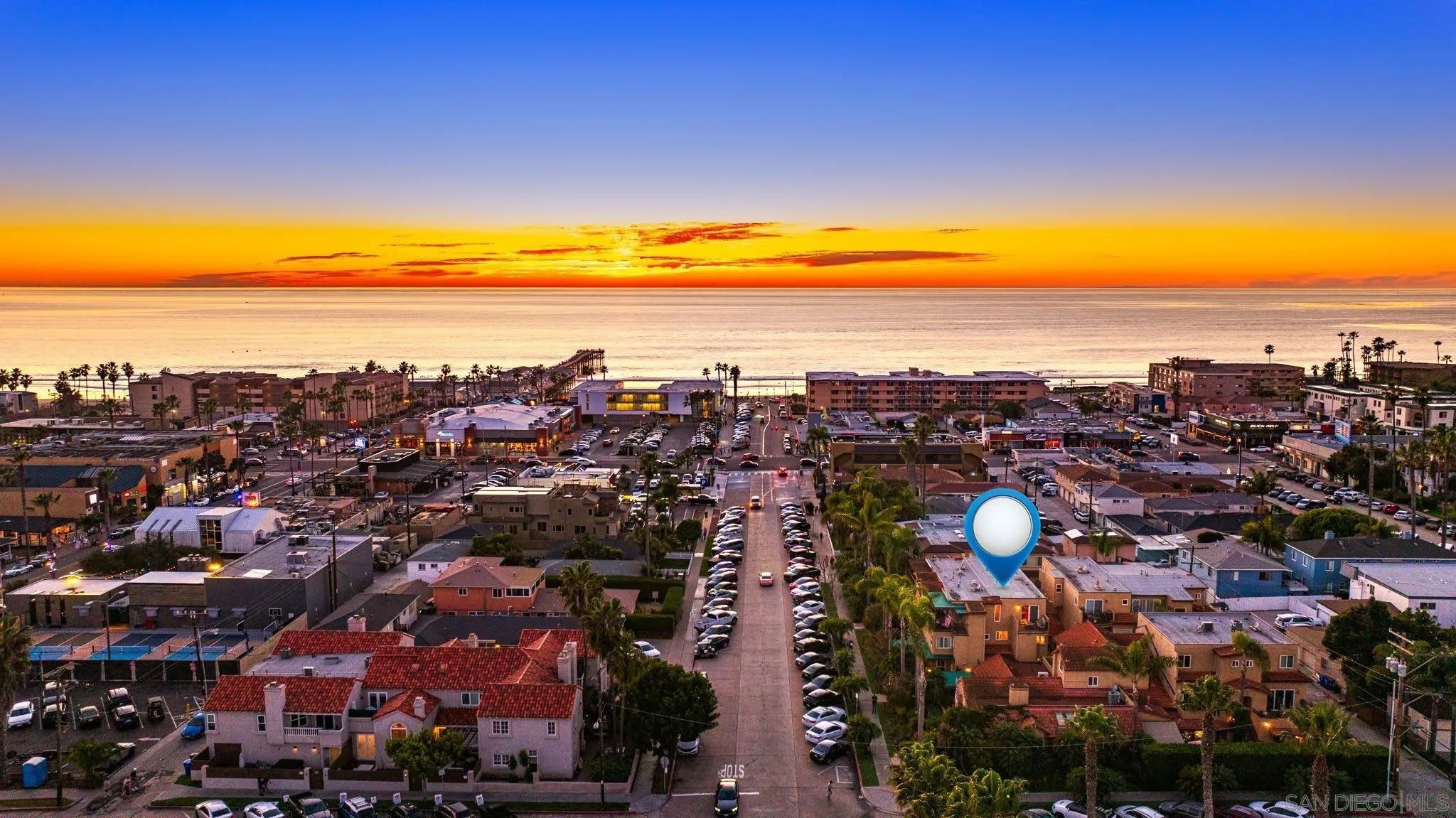 886 Felspar St – photo 4