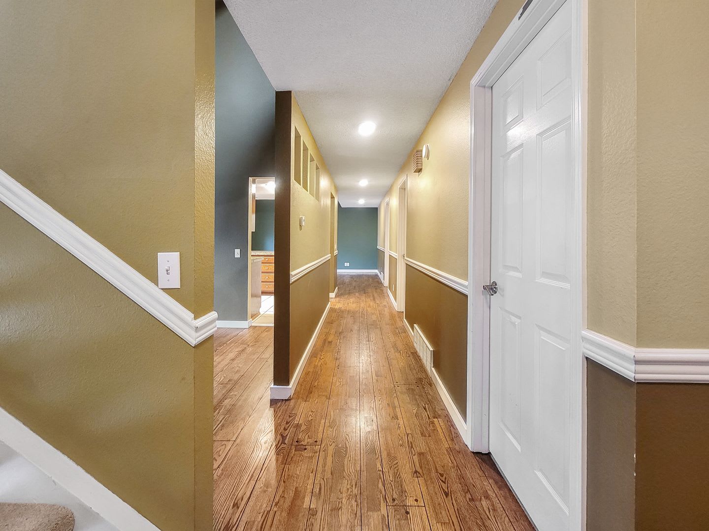Beautiful spacious Single Family Home near Microsoft. – photo 4