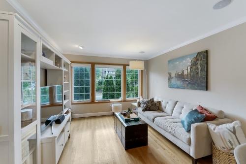 221 23rd ave – photo 2