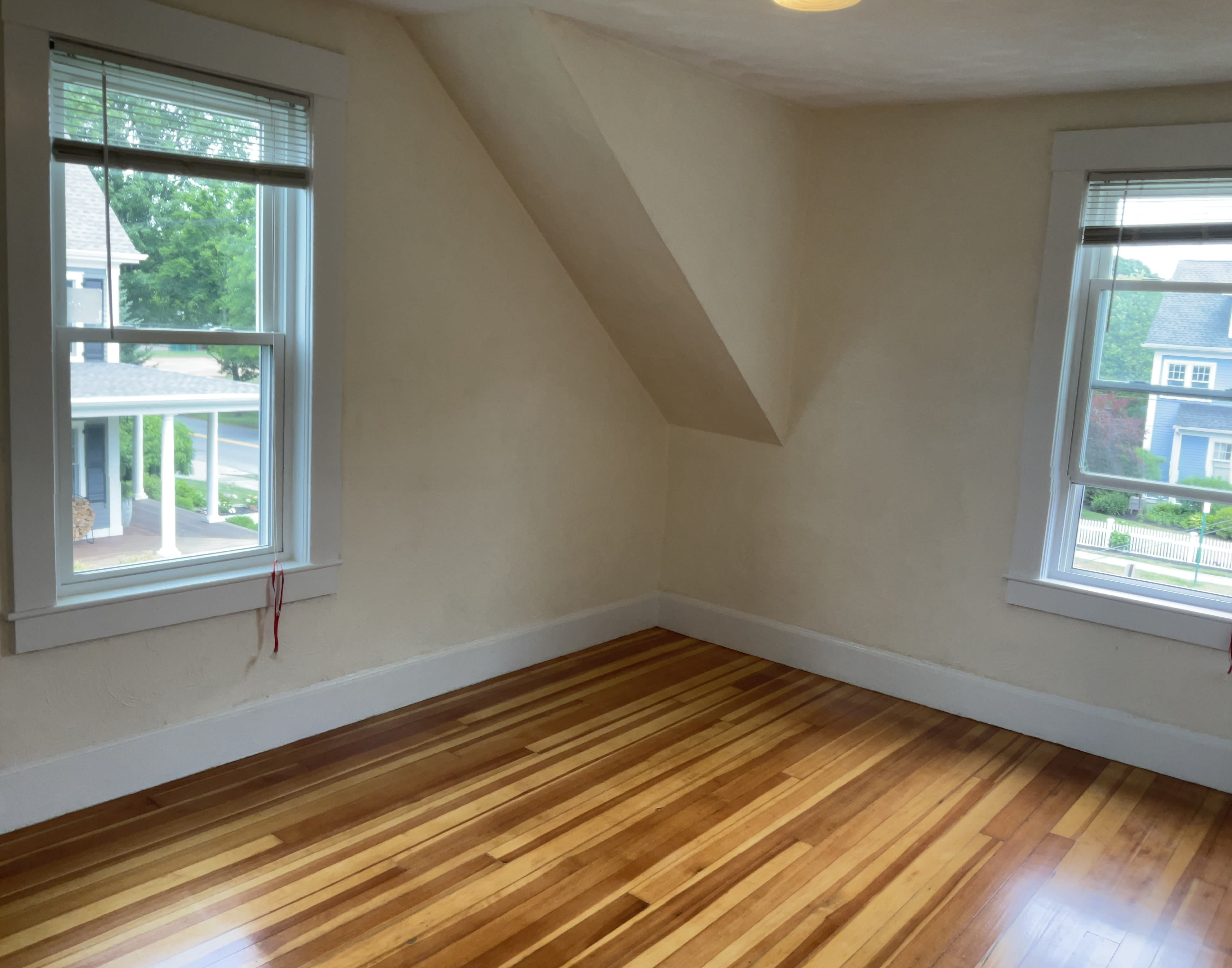 304 Thoreau Street – photo 1