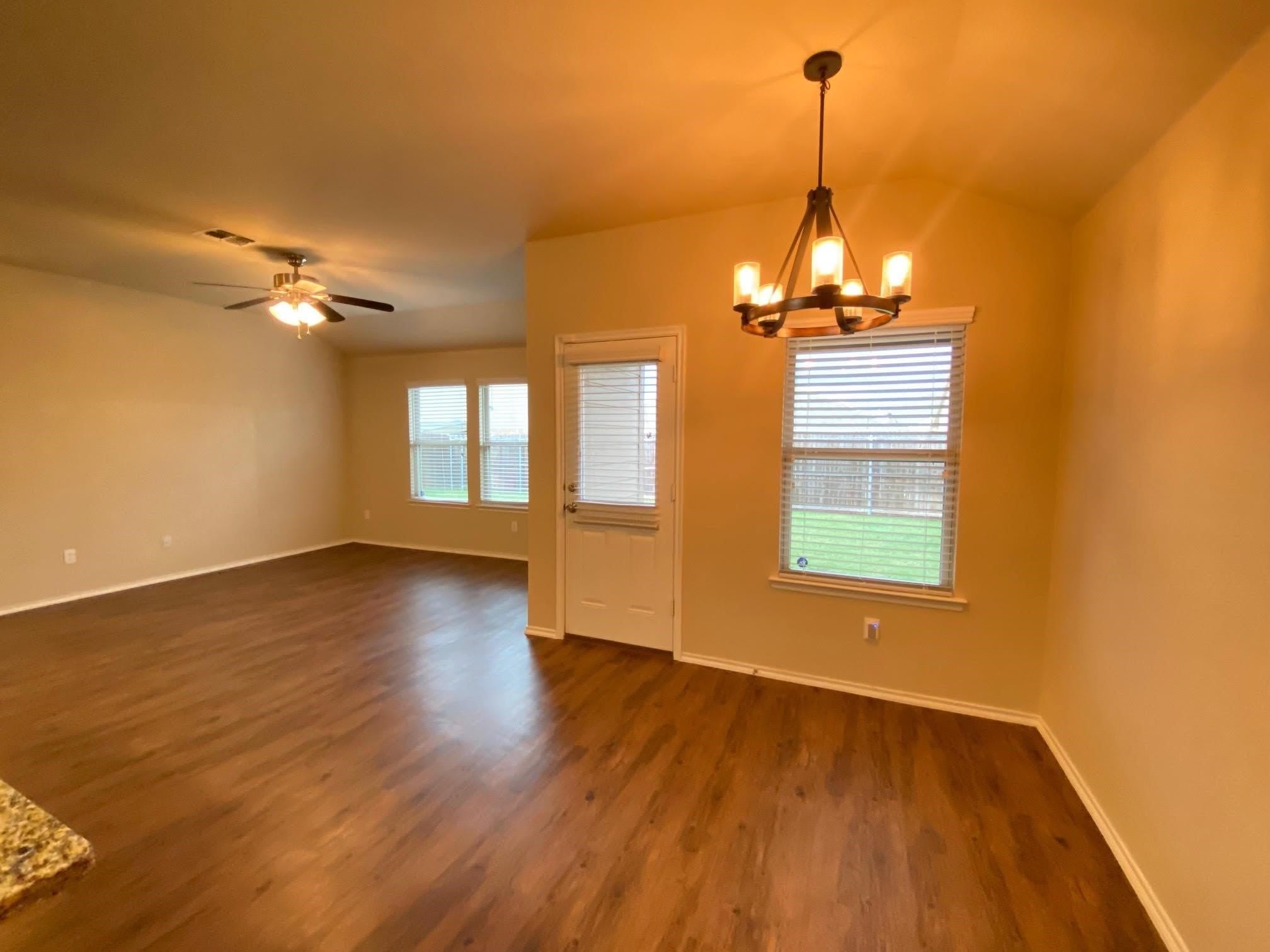 2105 Meadow Park Drive – photo 4