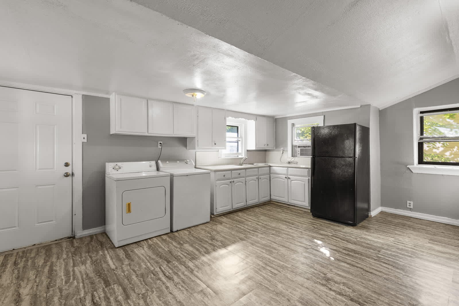 427 Sherman Street – photo 3