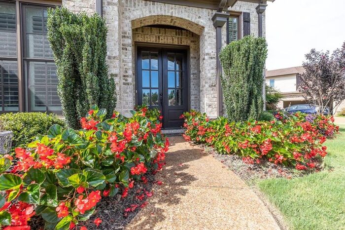 771 Six Oaks Lane – photo 2