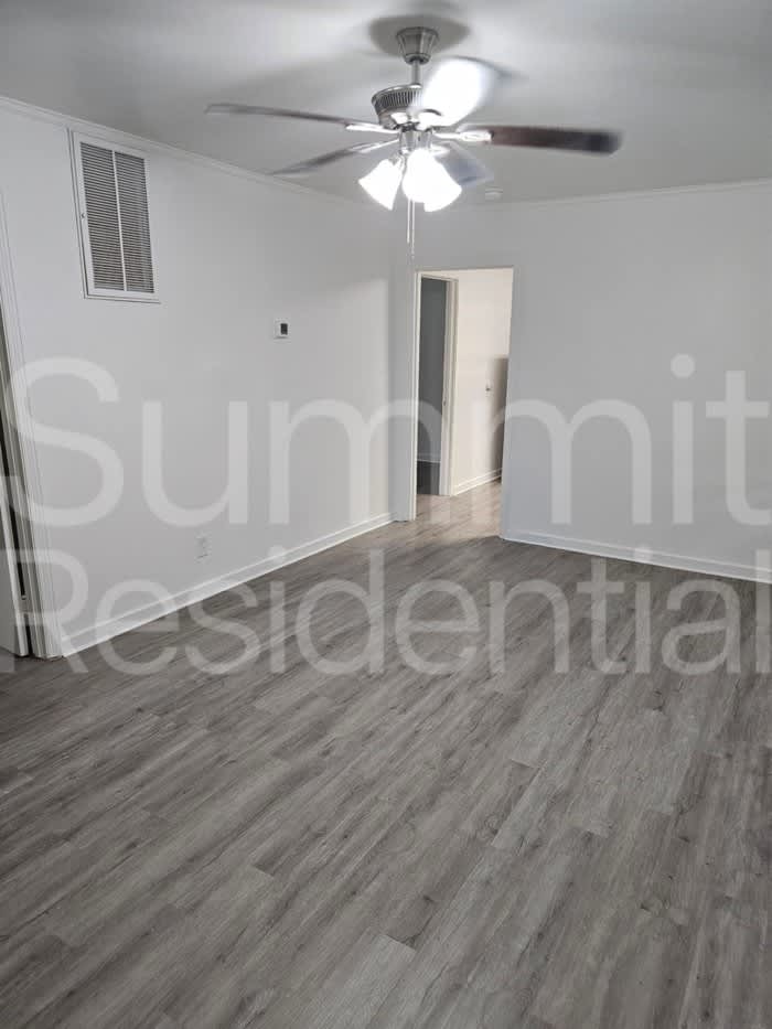 605 Betty Street – photo 5