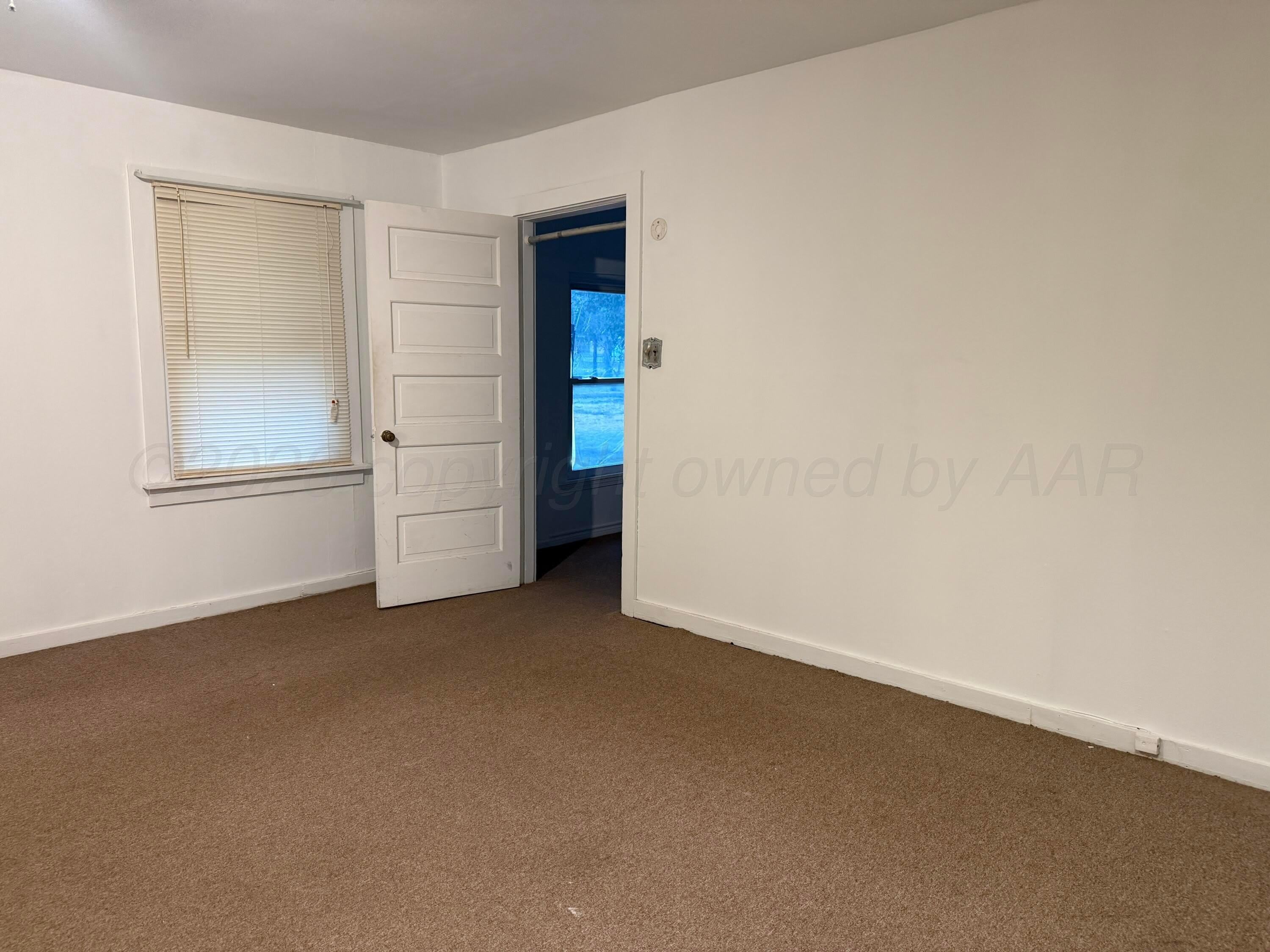 1534 Bell Street – photo 2