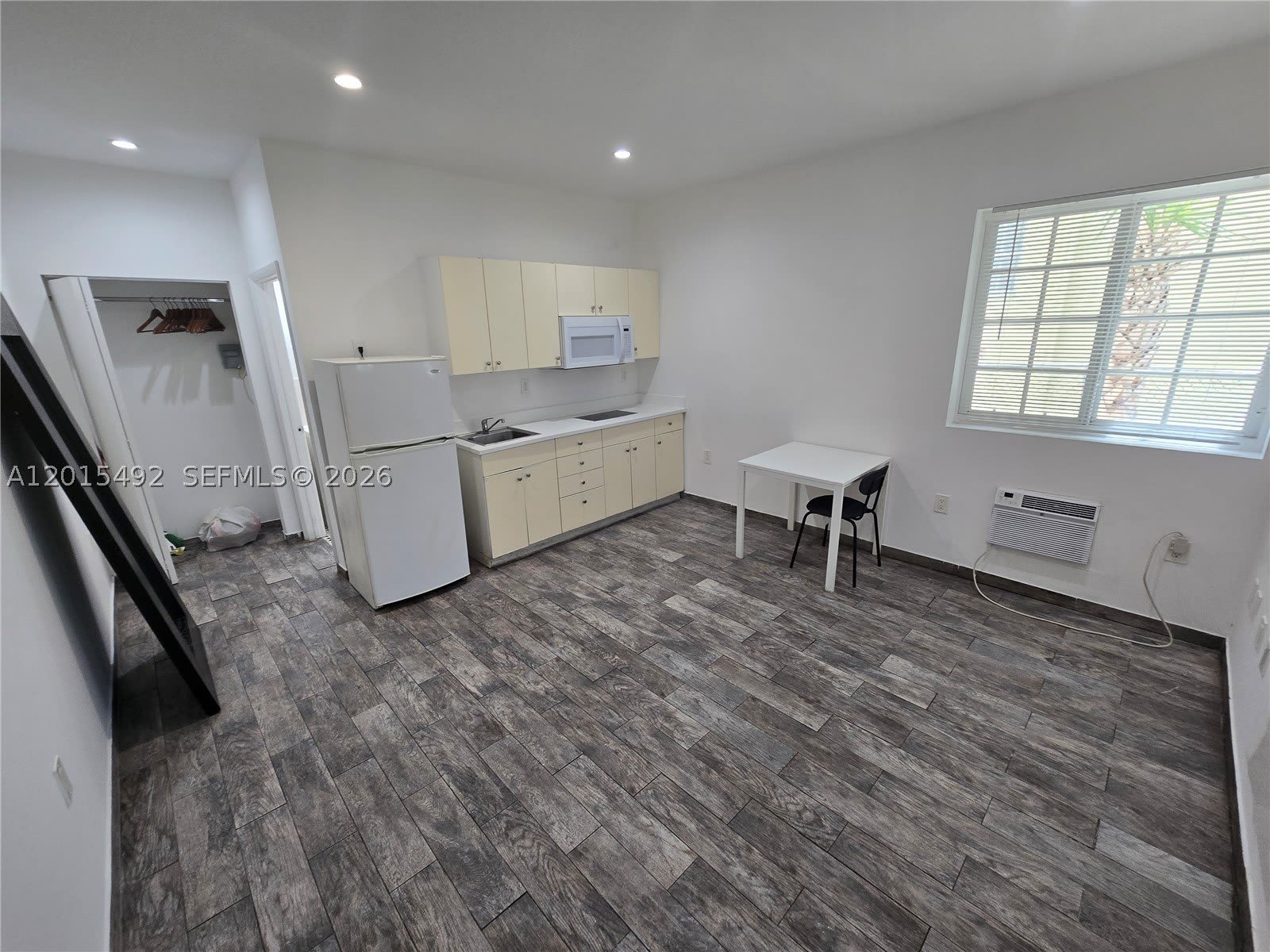 1345 Pennsylvania Ave – photo 4