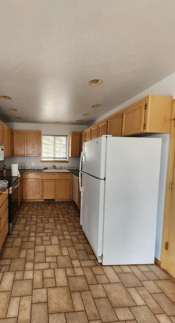 2-bedroom 2-bath duplex – photo 5