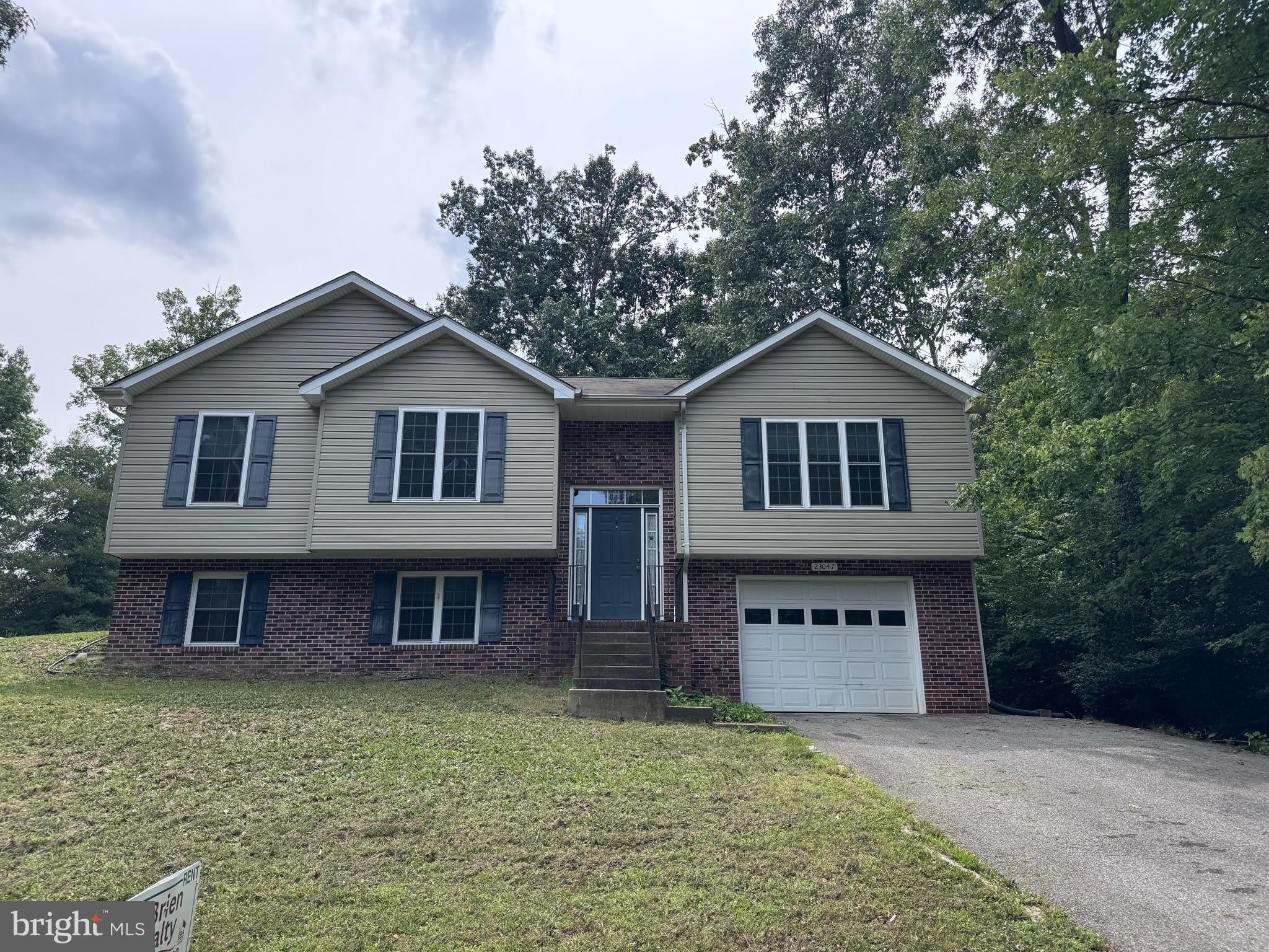 23047 GUNSTON Drive – photo 3